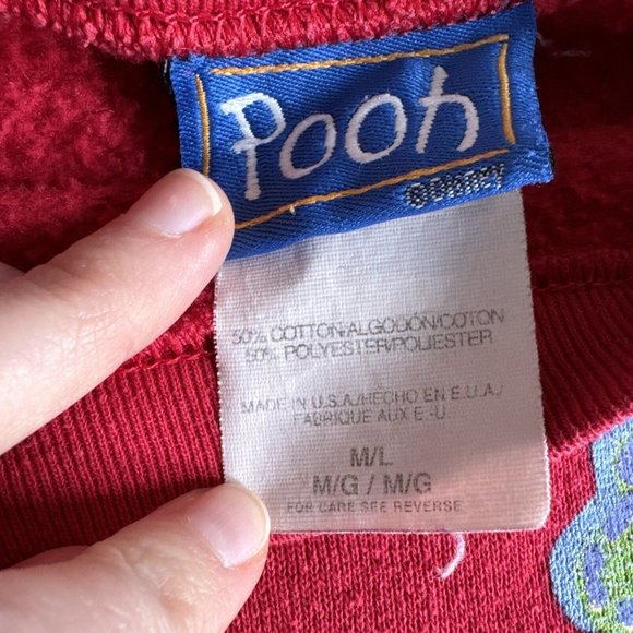 Vintage Winnie The Pooh Disney Store Sweater Crew Neck Pullover Sweatshirt M/L - Picture 3 of 8